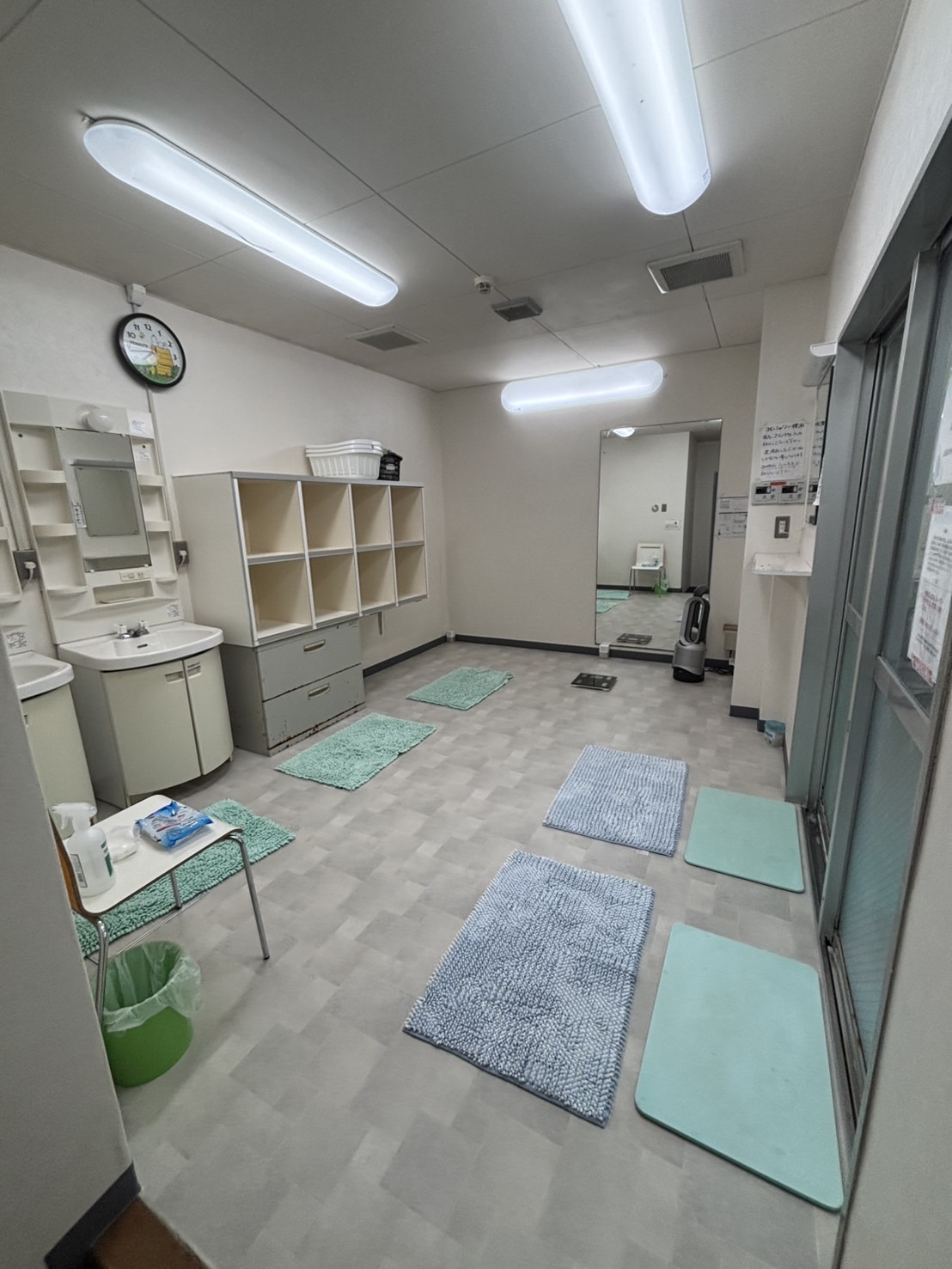 脱衣所・シャワー室