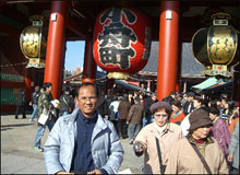 都内見学の様子