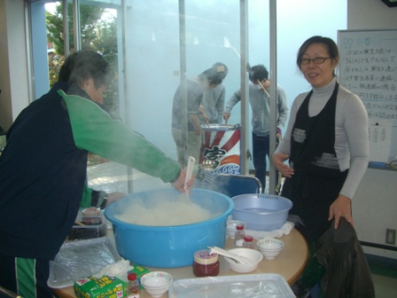 炊き出しの様子