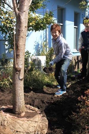 植樹作業の様子2