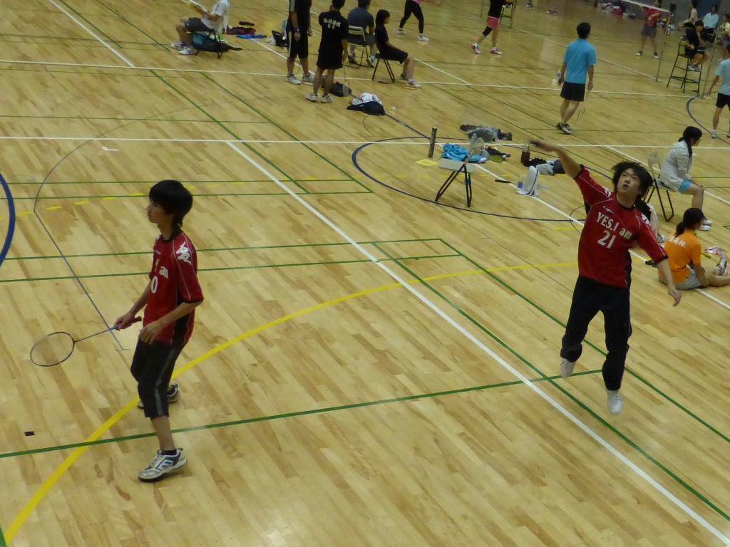 バドミントン大会の様子2