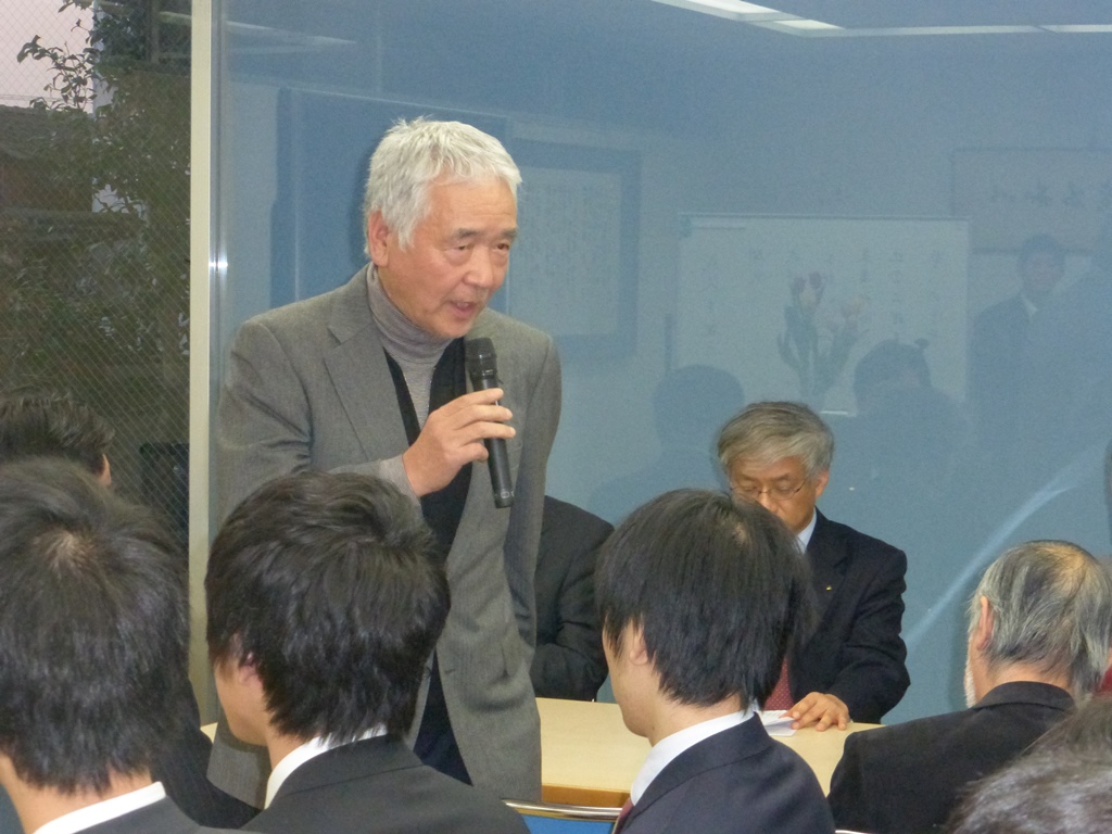 成人を祝う会の様子6