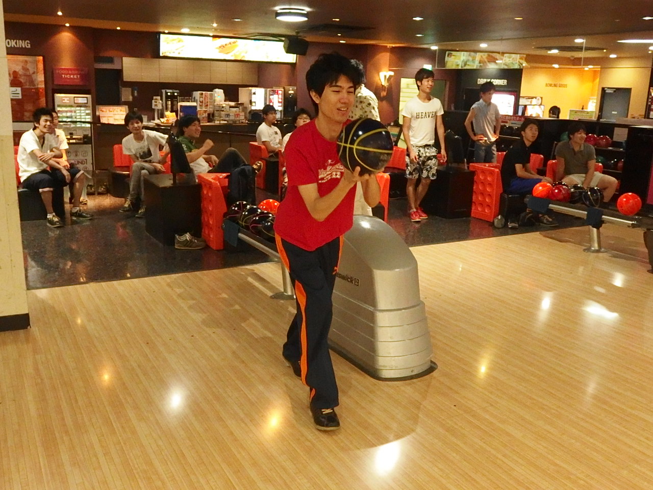 ボーリング大会の様子⑥