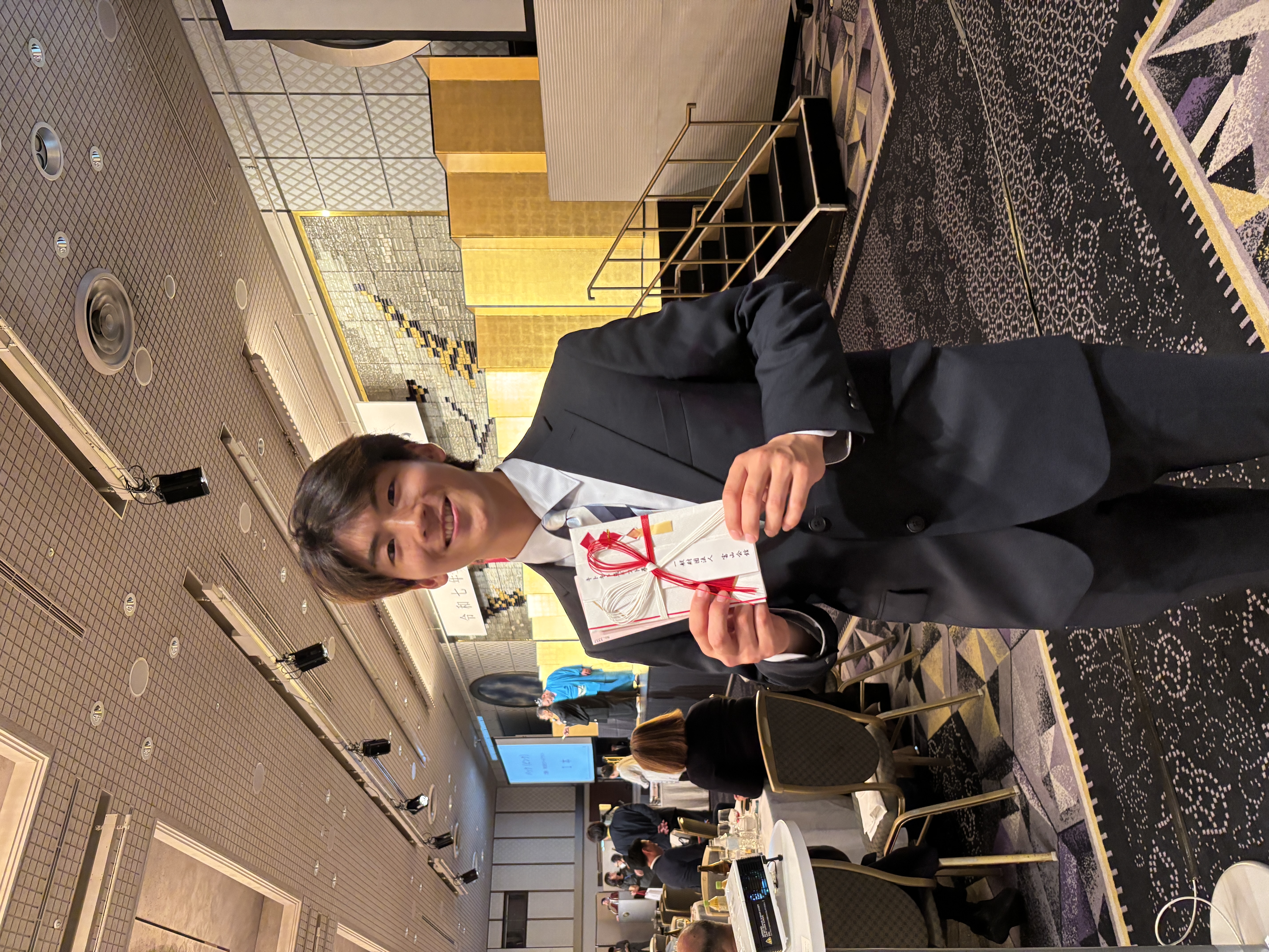 見事に福引きGetした寮生