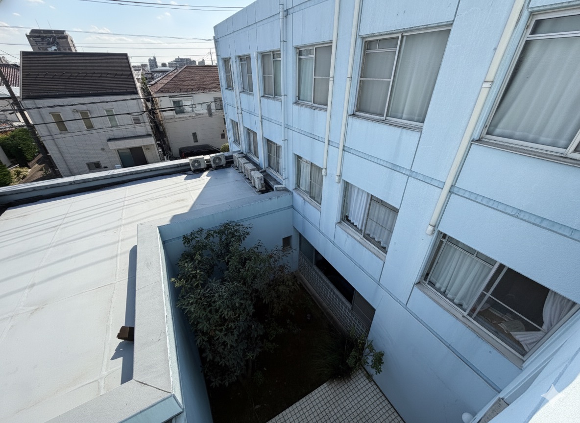 一橋大学 寮 青雲寮の外観別アングル